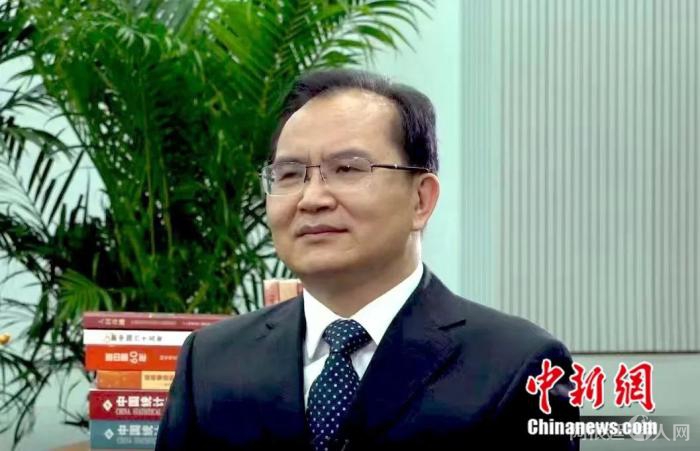 中新社“中国焦点面对面”对话国家统计局副局长盛来运。迟瀚宇 摄
