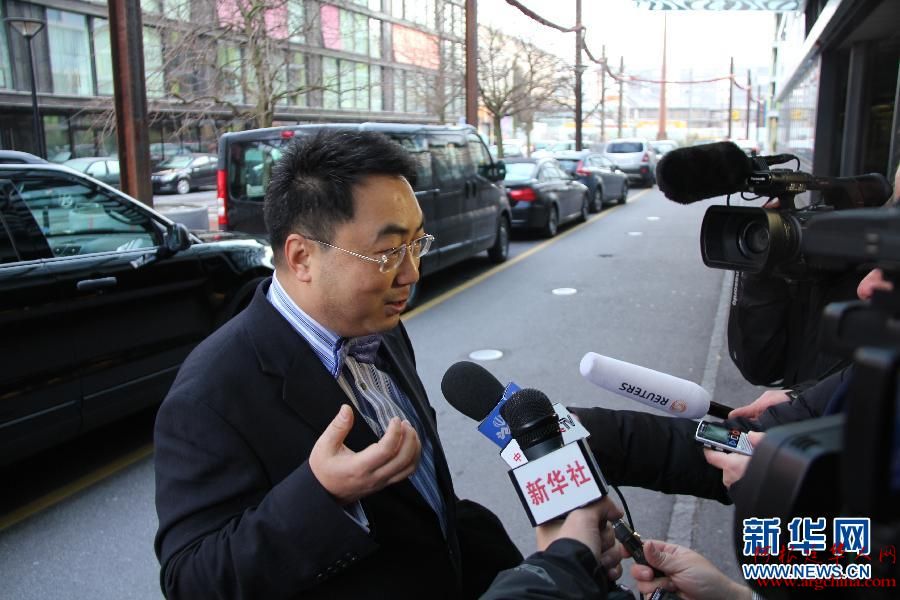 http://news.xinhuanet.com/photo/2015-01/19/127397248_14216220824751n.jpg