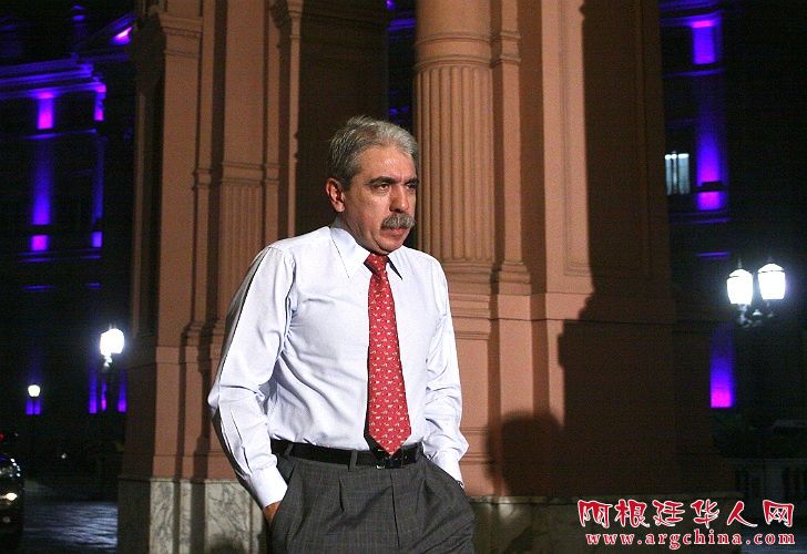 0420_anibal_fernandez_paso_santafe_mendoza_dyn_g.jpg_1853027552.jpg