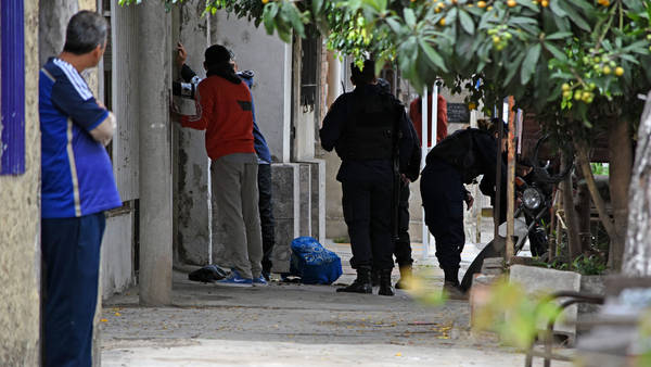 Agentes-Gendarmeria-Nacional-Rosario-Garcia_CLAIMA20161008_0229_28.jpg