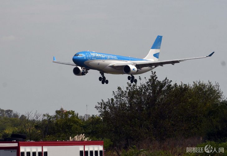sputnik-v-aerolineas-argentinas-vacuna