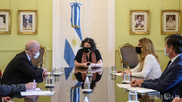 vizzotti-embajador-reino-unidojpg