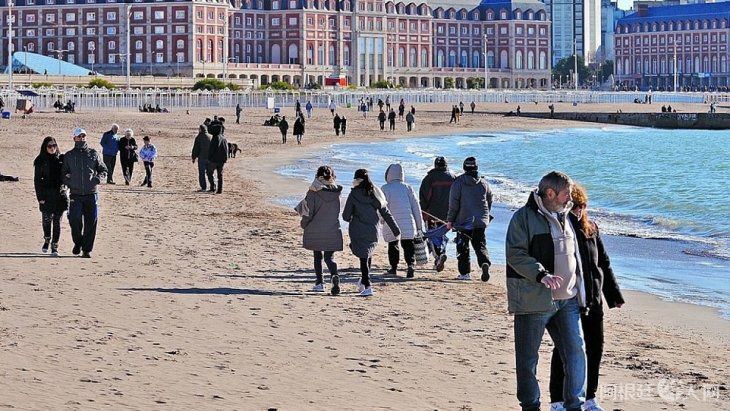 mar-del-platajpg (1)