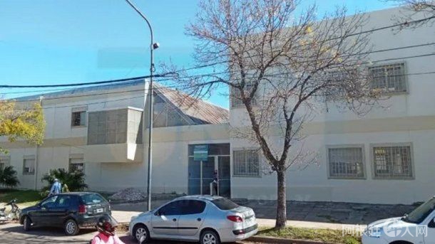 escuela-paranajpeg