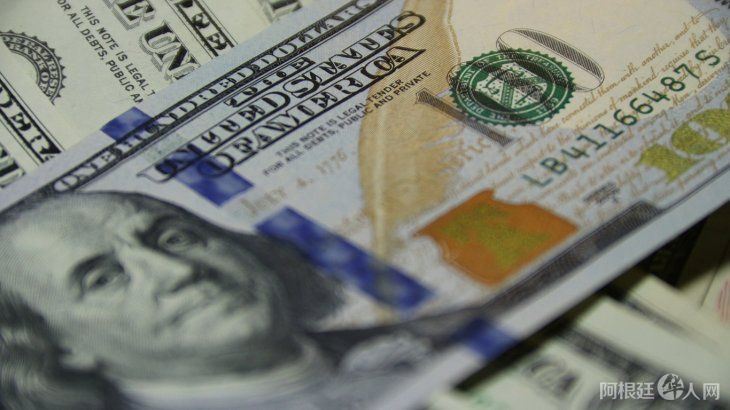 dolar-dolares-billetes-2