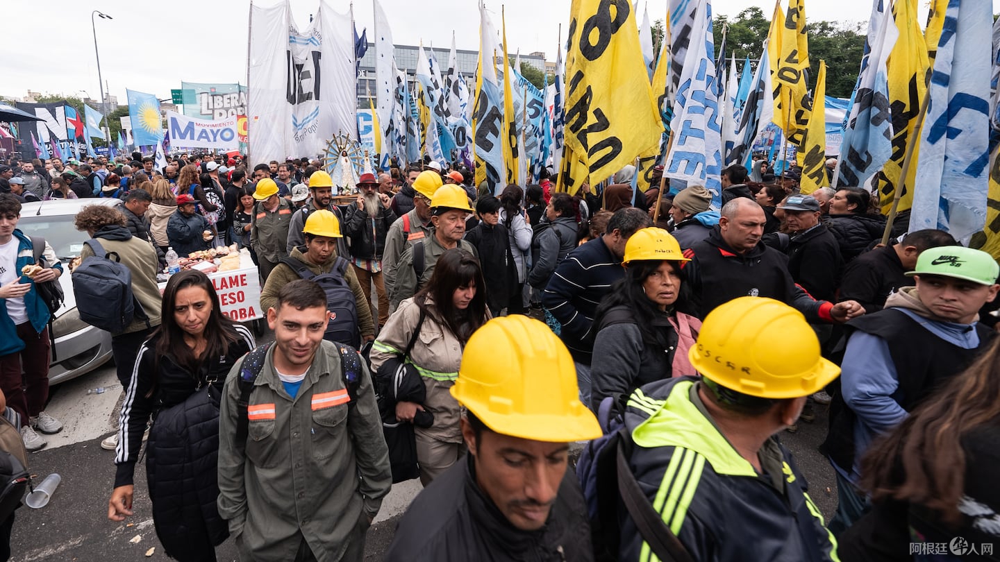la-cgt-confirmo-que-se-sumaran-a-la-marcha-del-24-de-marzo-y-que-haran-un-gran-acto-por-el-dia-del-trabajador-foto-agustina-ribo-tn-KVECEGNS5JC75B7LY4GFVX5OZI